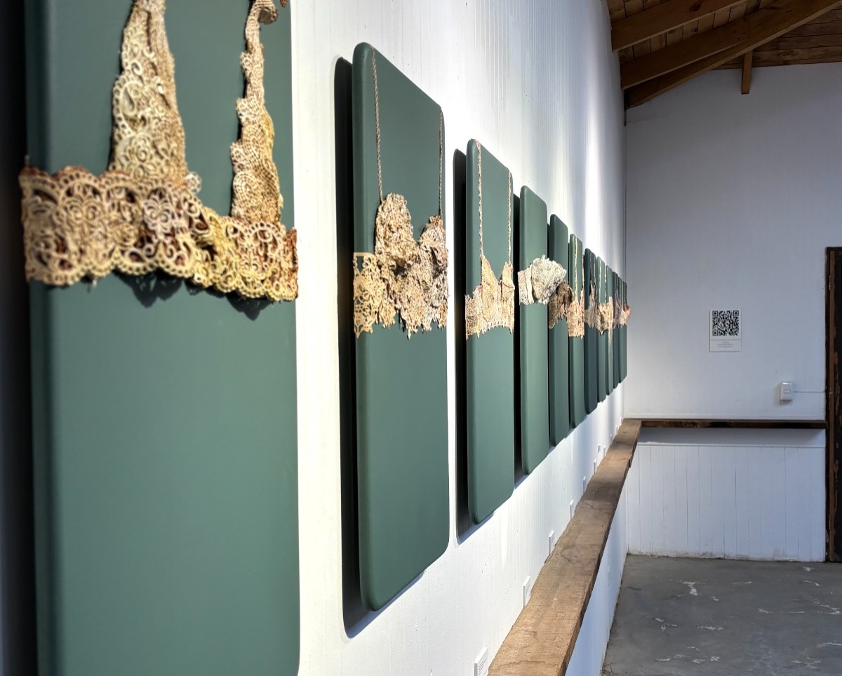 InDermis: la pintura se hace piel, tiempo y memoria