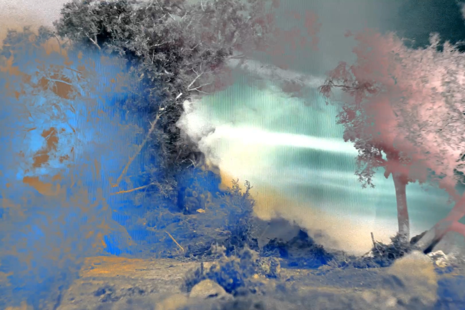 Compressionism, música 1: la estética de la pérdida como lenguaje sonoro. En Radio Suyai TV